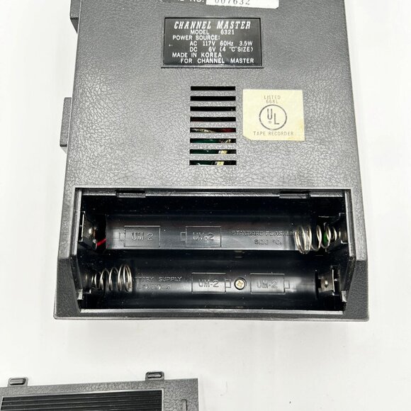 Vtg Channel Master Solid State Cassette Tape Player Recorder 6321 works read - Picture 7 of 7